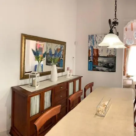 Holiday home Casa Antigua Reformada Junto Al Mar *