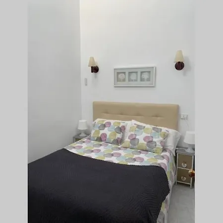 Holiday home Casa Antigua Reformada Junto Al Mar